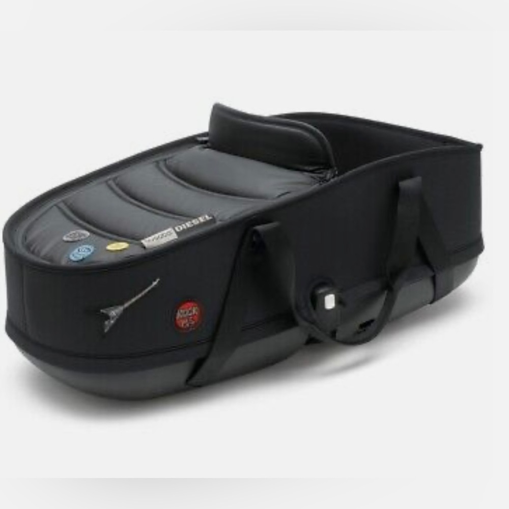 Brand new in box Bugaboo Bee3 Bassinet Tailored Fabric Set Diesel Rock